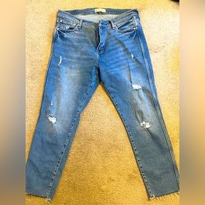 High Rise Slim Straight